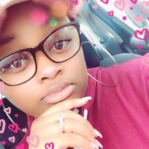 Meet your Posher, Kyana